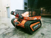 消防滅火機(jī)器人 （第3代，油動(dòng)液壓，帶水帶框）